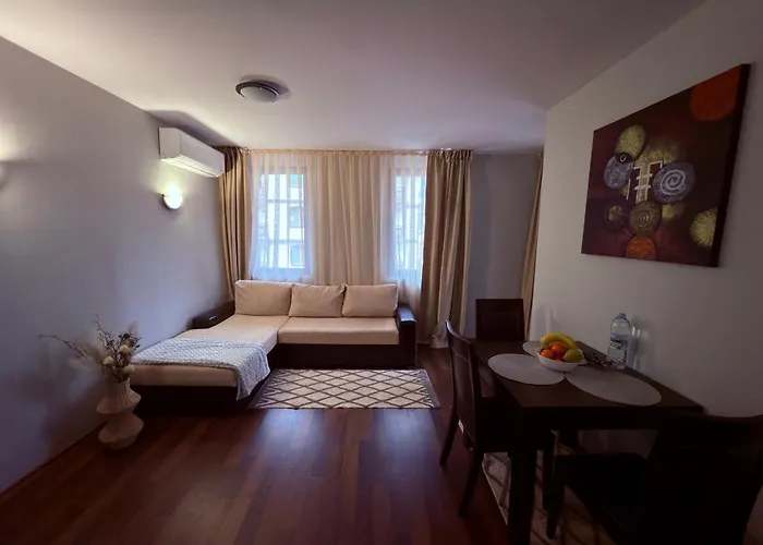 公寓式酒店 Florimont Heights Complex 班斯科