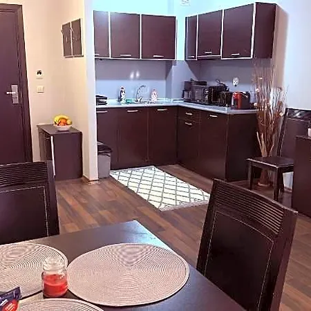 Florimont Heights Complex Ξενοδοχείο με διαμερίσματα 3*