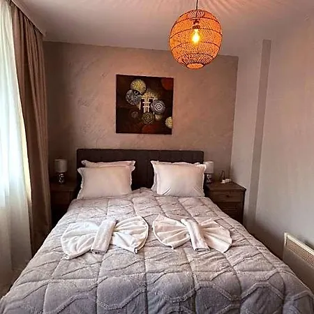 Florimont Heights Complex 아파트호텔 반스코